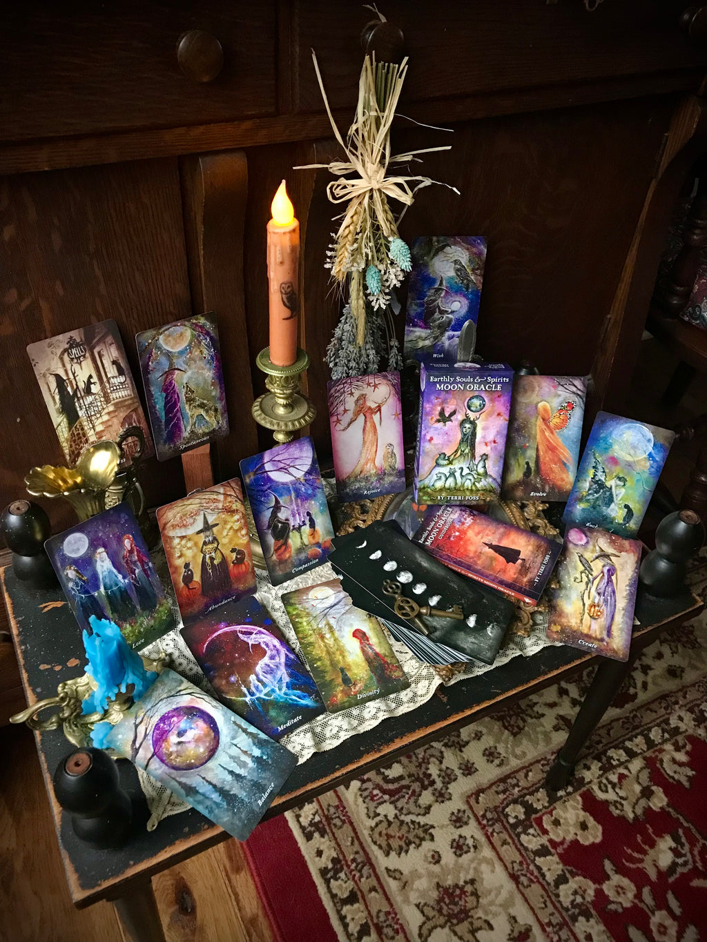 Earthly Souls and Spirits Moon Oracle Deck - Guide Booklet Published - US Games Systems - Terri Ann Foss