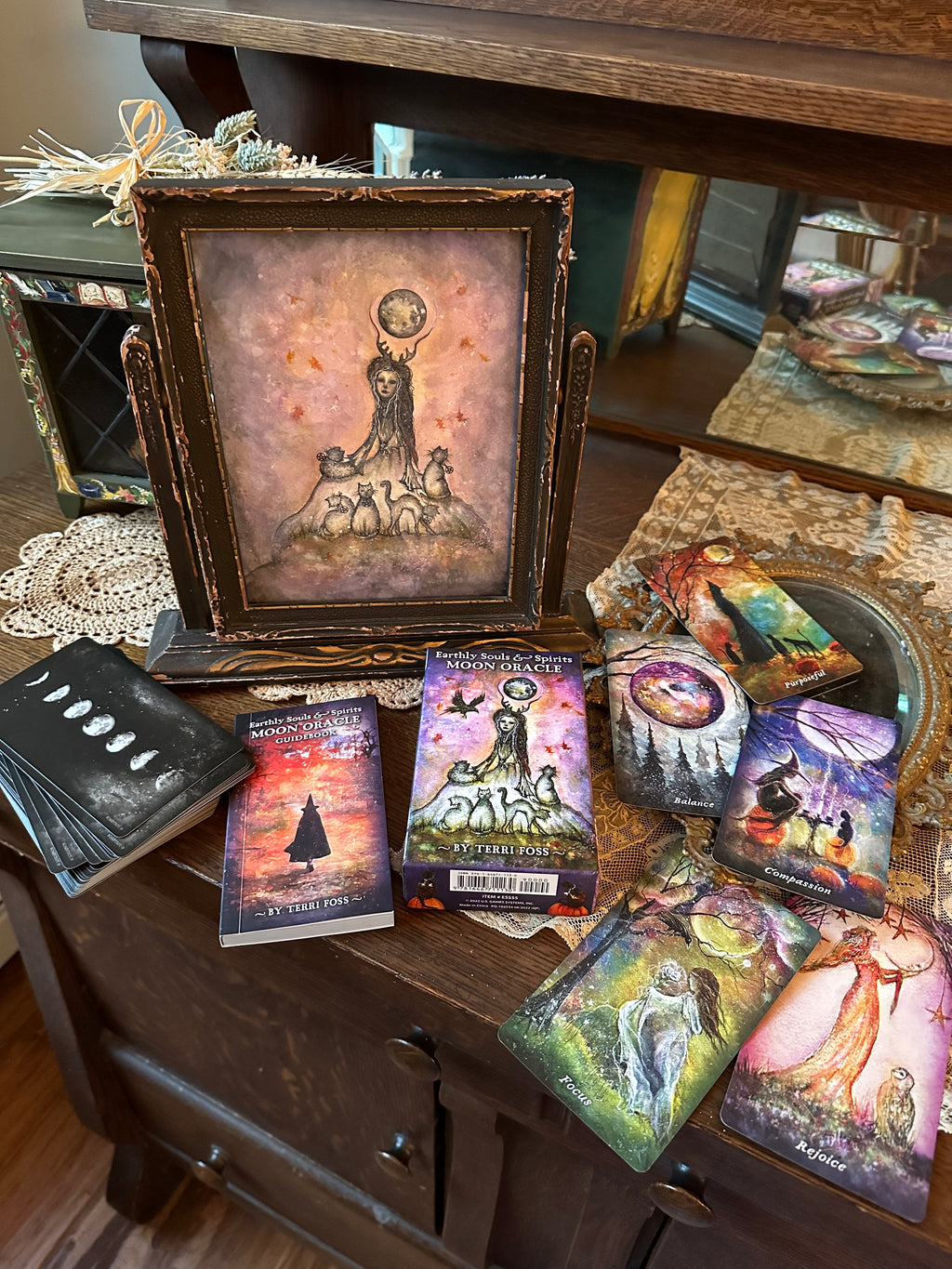 Earthly Souls and Spirits Moon Oracle Deck - Guide Booklet Published - US Games Systems - Terri Ann Foss